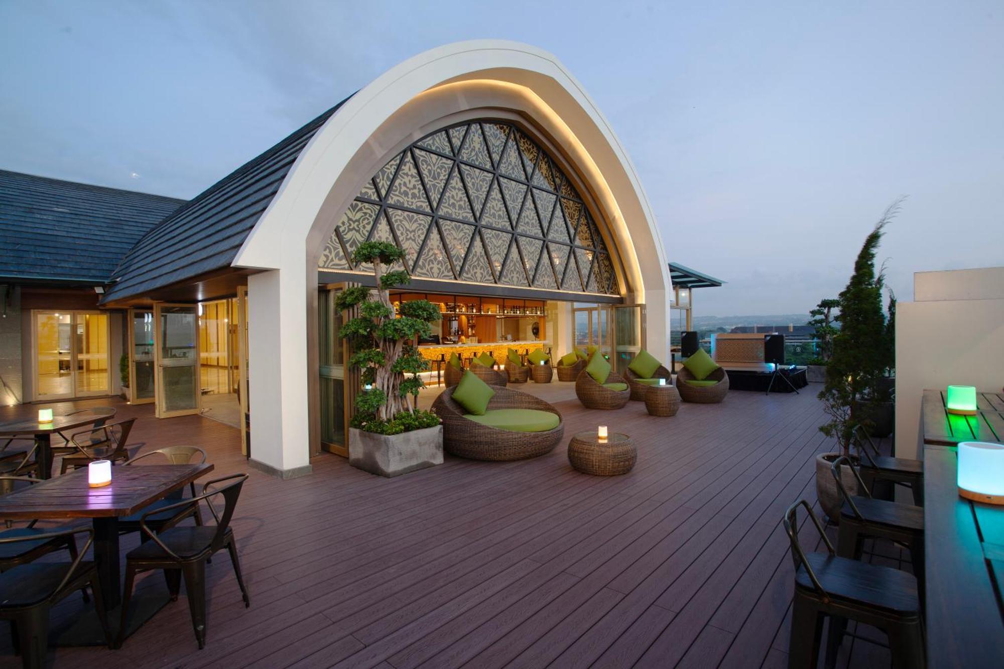Platinum Hotel Jimbaran Beach Bali Exteriör bild