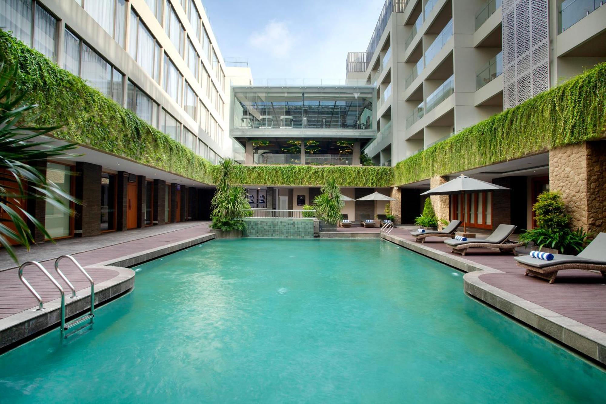 Platinum Hotel Jimbaran Beach Bali Exteriör bild