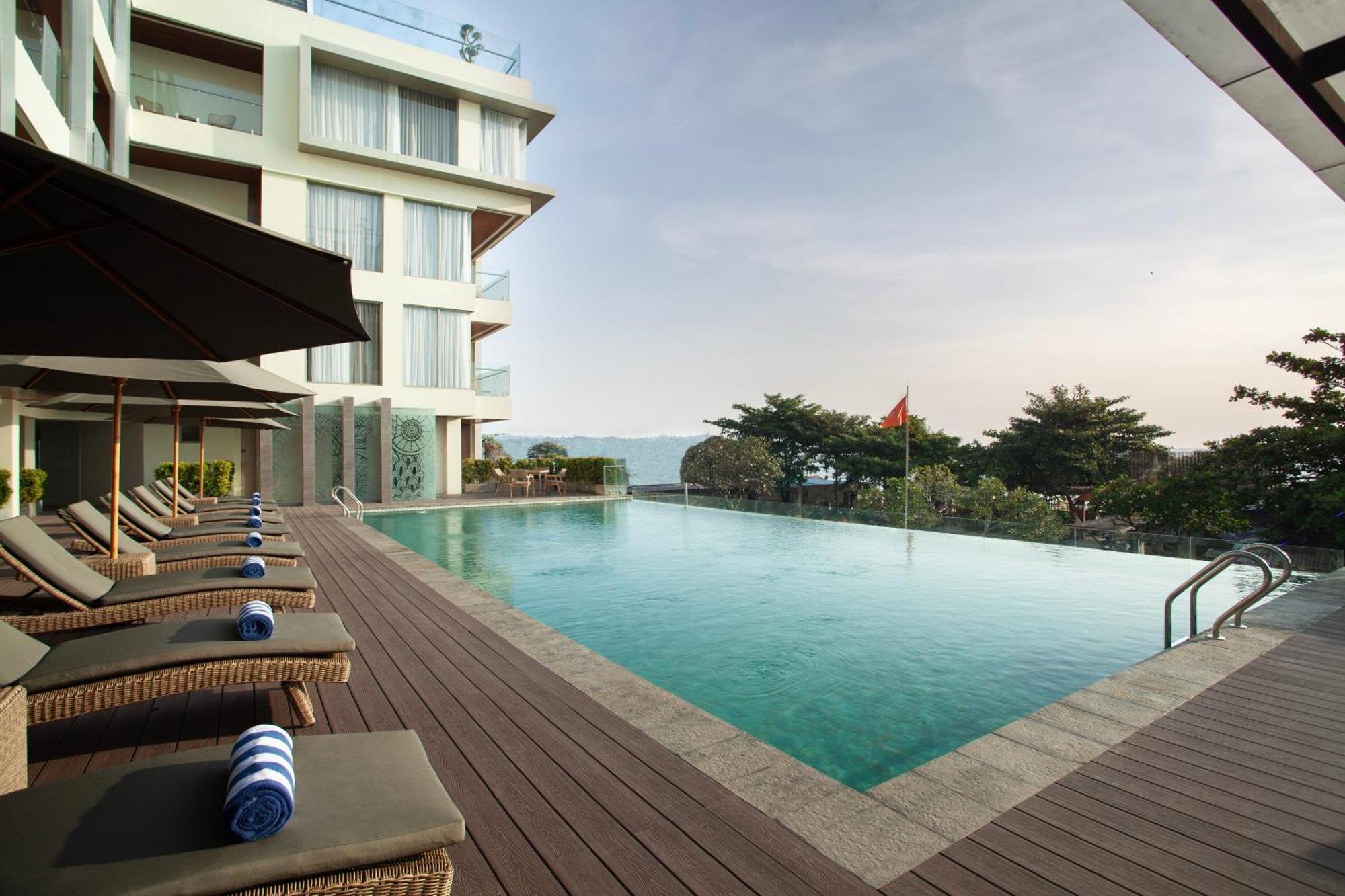 Platinum Hotel Jimbaran Beach Bali Exteriör bild