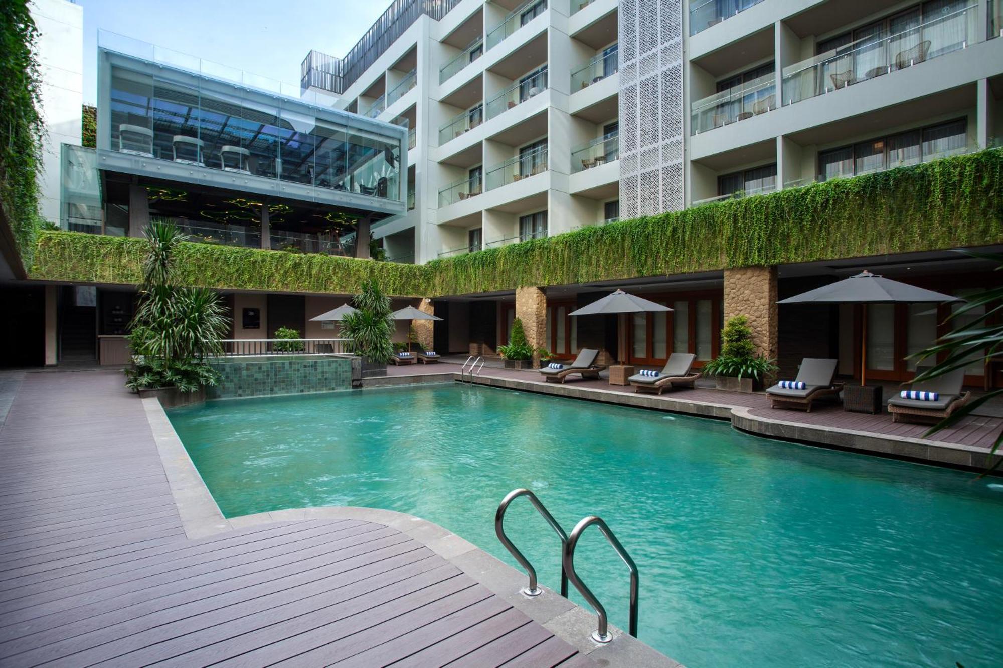 Platinum Hotel Jimbaran Beach Bali Exteriör bild